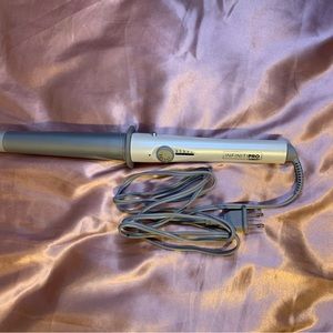 Selling a wand I don’t use it it just sits there probably used like  twice